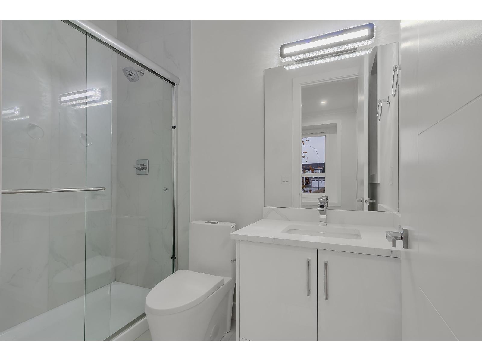 19631 74 Avenue, Langley, British Columbia  V2Y 3R5 - Photo 9 - R3065687