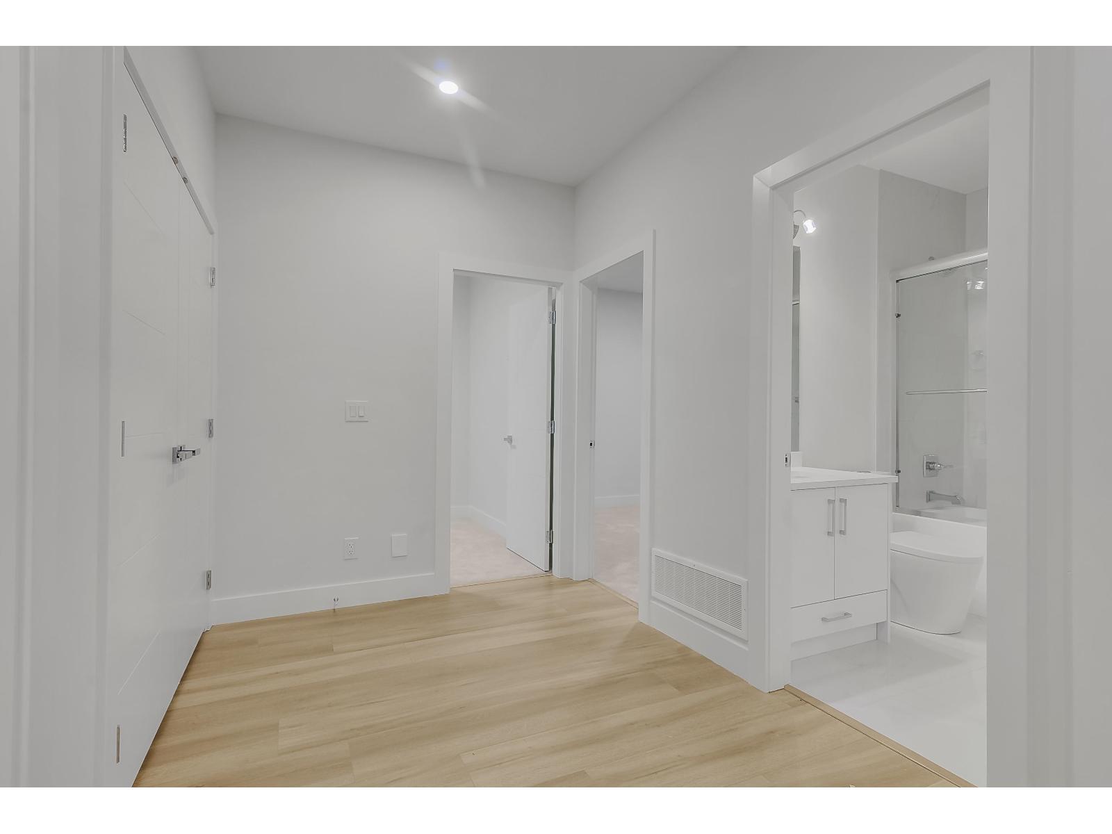 19631 74 Avenue, Langley, British Columbia  V2Y 3R5 - Photo 21 - R3065687