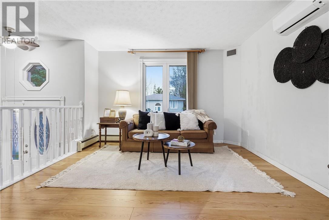 1645 Wendy Street, Val Caron, Ontario  P3N 1L9 - Photo 3 - 2125601