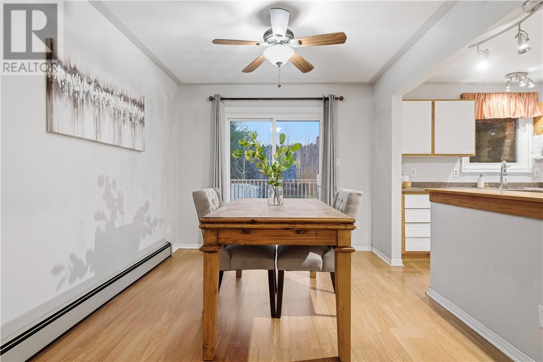 1645 Wendy Street, Val Caron, Ontario  P3N 1L9 - Photo 6 - 2125601