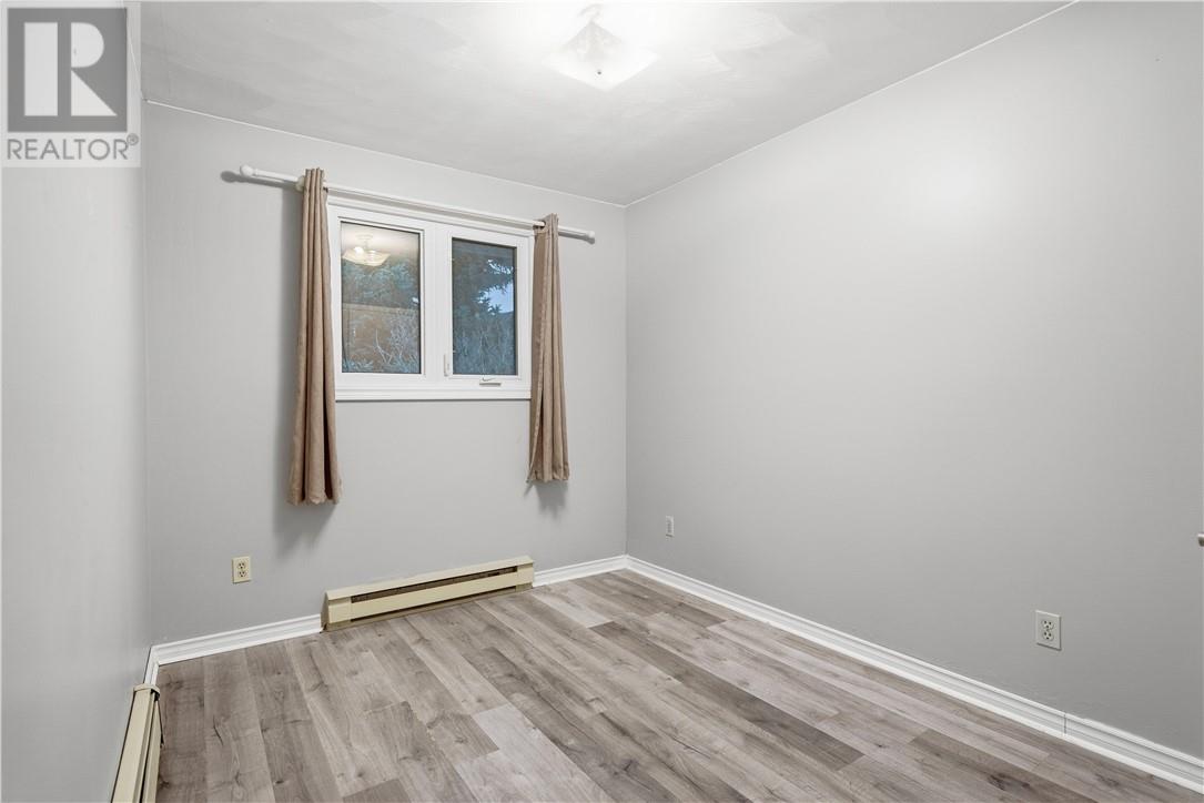 1645 Wendy Street, Val Caron, Ontario  P3N 1L9 - Photo 9 - 2125601