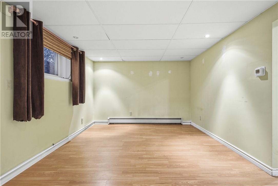 1645 Wendy Street, Val Caron, Ontario  P3N 1L9 - Photo 15 - 2125601