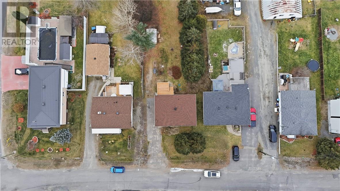 1645 Wendy Street, Val Caron, Ontario  P3N 1L9 - Photo 18 - 2125601