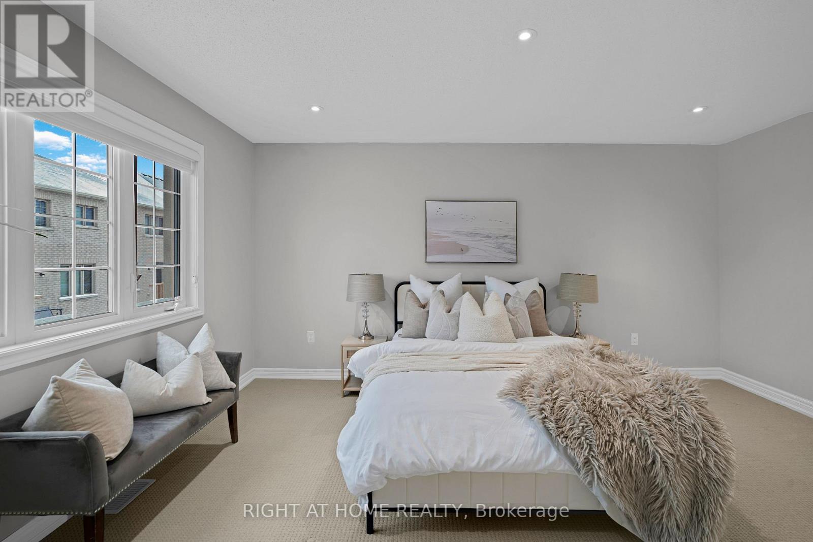 86 Cupples Farm Lane, East Gwillimbury, Ontario  L0G 1S0 - Photo 23 - N12535520