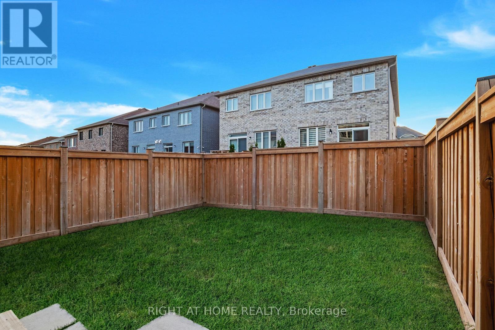 86 Cupples Farm Lane, East Gwillimbury, Ontario  L0G 1S0 - Photo 36 - N12535520