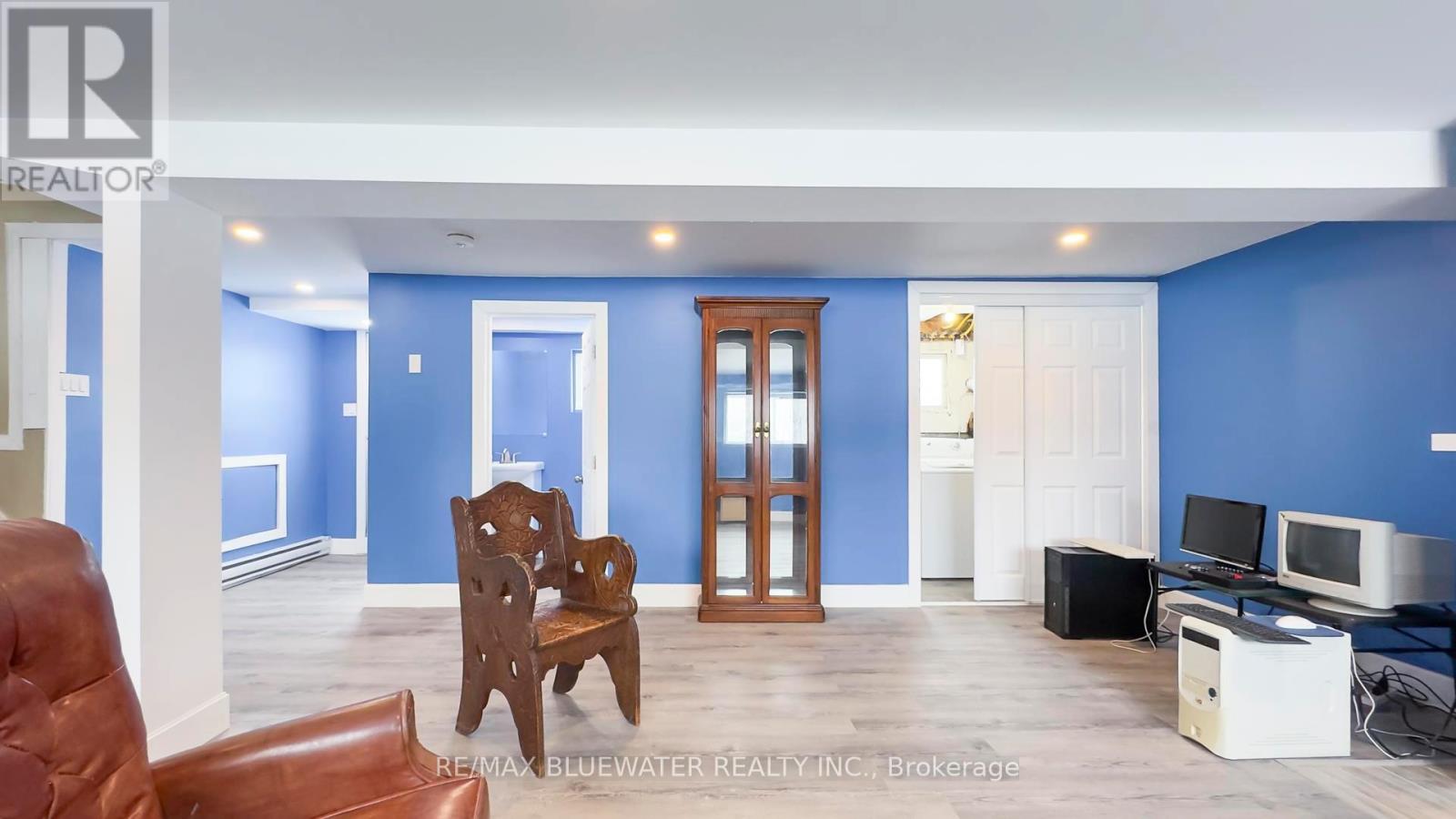 40204 Huron Street E, South Huron, Ontario N0M 1S5 - Photo 20 - X12535572