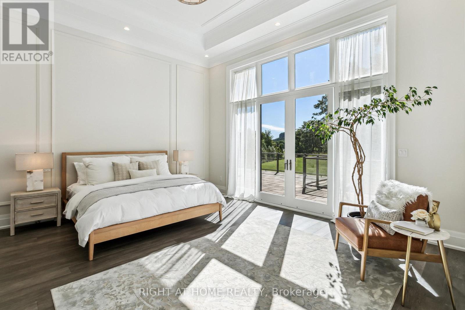 2606 Harvestmoon Lane, Burlington, Ontario  L7P 0N5 - Photo 21 - W12535506