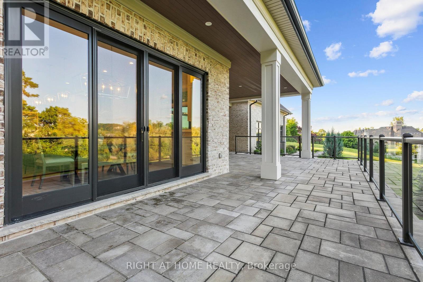 2606 Harvestmoon Lane, Burlington, Ontario  L7P 0N5 - Photo 43 - W12535506