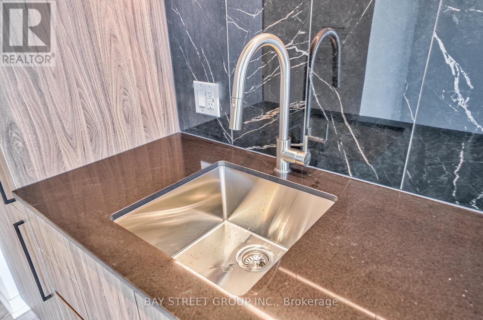 812 - 1100 Sheppard Avenue W, Toronto, Ontario M3K 0E4 - Photo 12 - W12535514