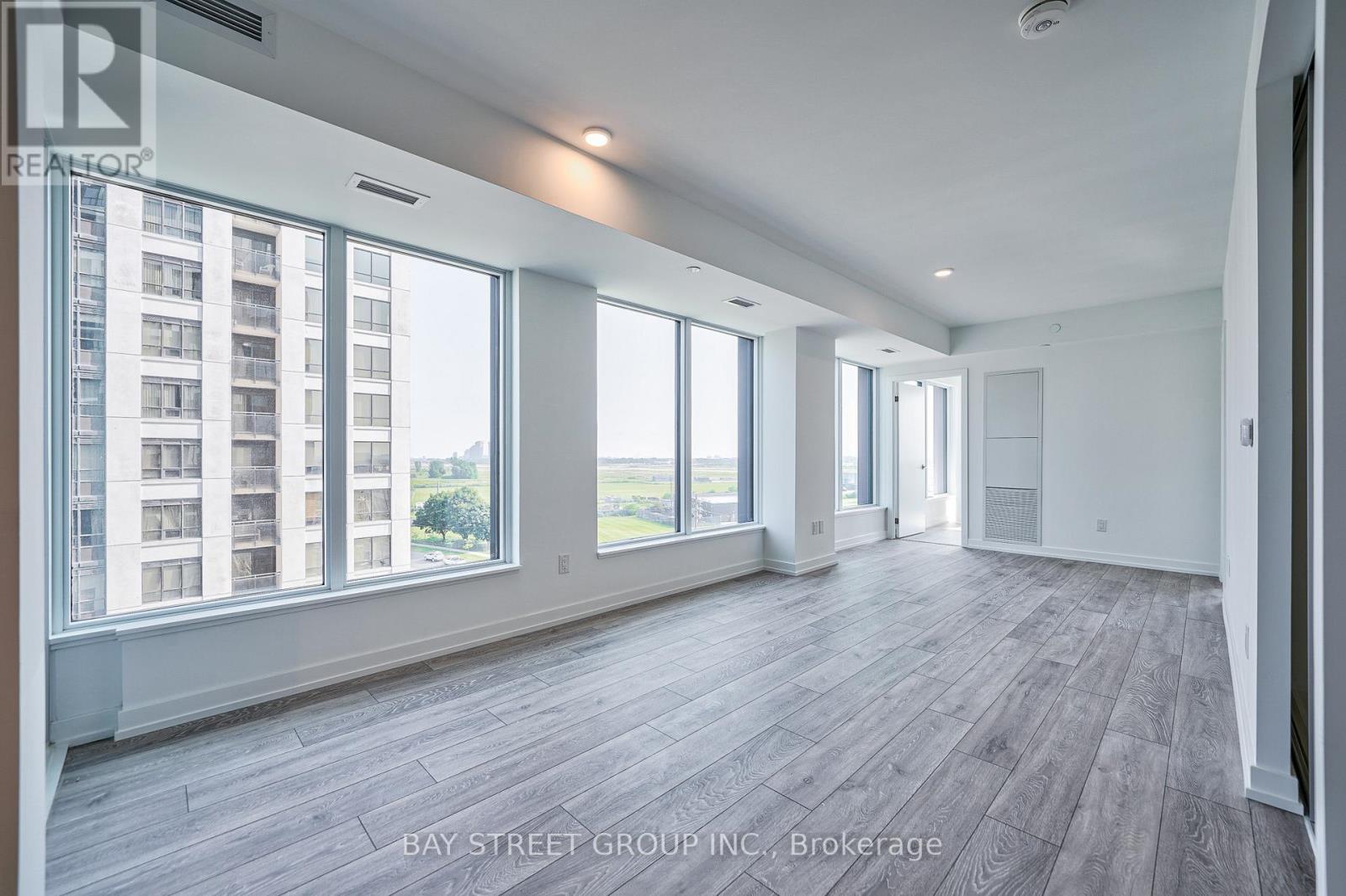 812 - 1100 Sheppard Avenue W, Toronto, Ontario M3K 0E4 - Photo 18 - W12535514