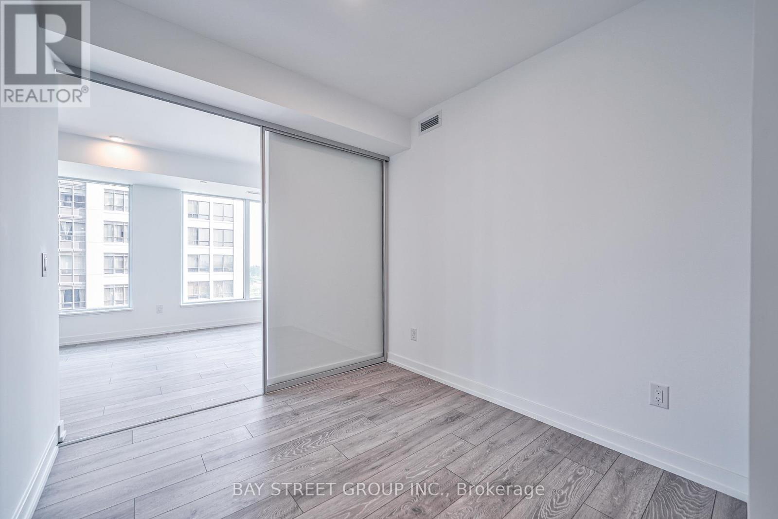 812 - 1100 Sheppard Avenue W, Toronto, Ontario M3K 0E4 - Photo 21 - W12535514