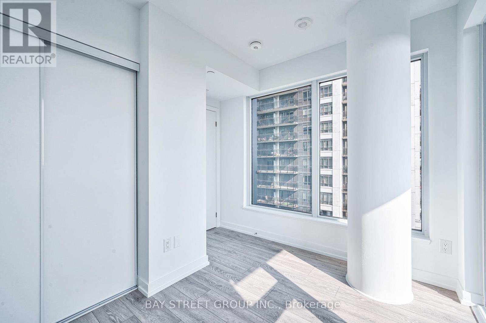 812 - 1100 Sheppard Avenue W, Toronto, Ontario M3K 0E4 - Photo 31 - W12535514