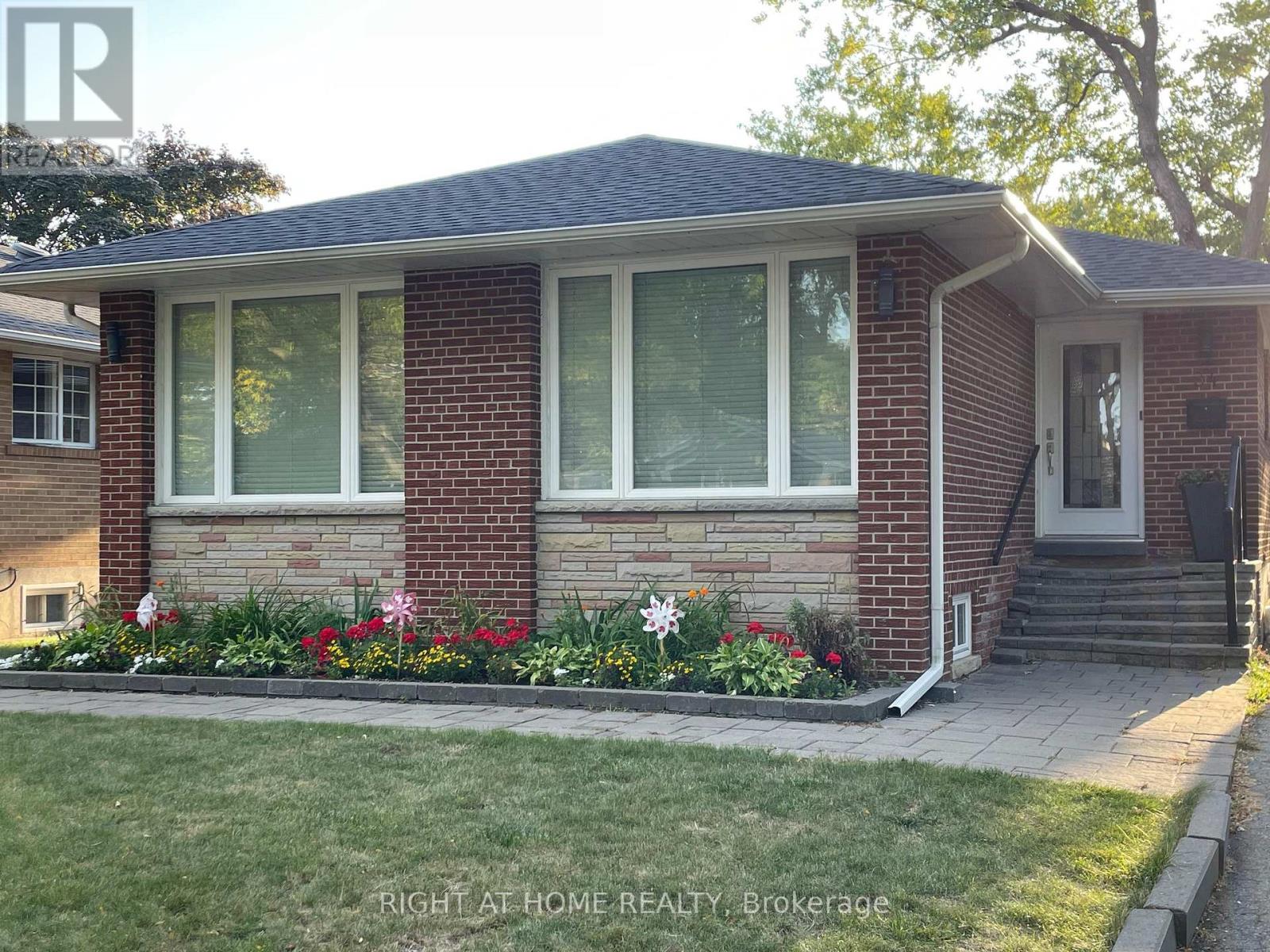 BASEMENT - 34 CRAMER PLACE, Toronto, Ontario