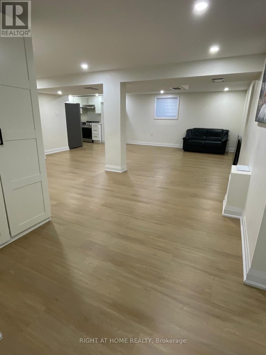 Basement - 34 Cramer Place, Toronto, Ontario  M9R 2E1 - Photo 3 - W12535522