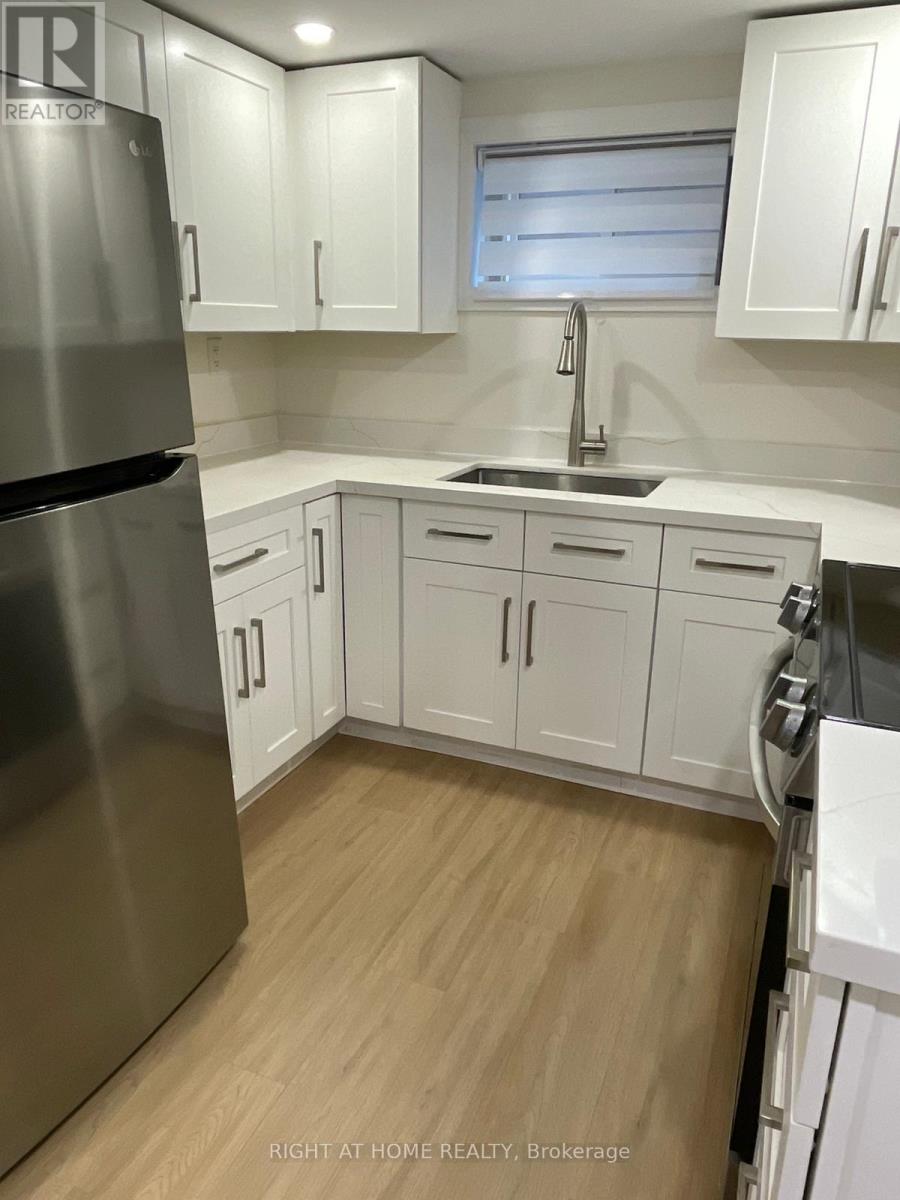 Basement - 34 Cramer Place, Toronto, Ontario  M9R 2E1 - Photo 8 - W12535522