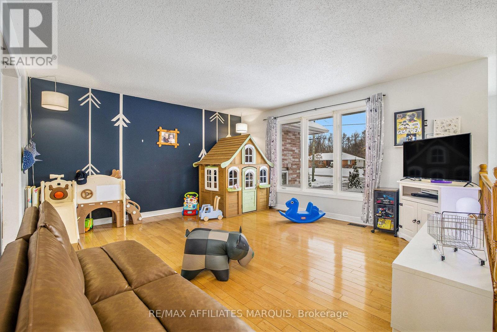 8 Davis Lane, Rideau Lakes, Ontario  K7A 4S5 - Photo 18 - X12535532