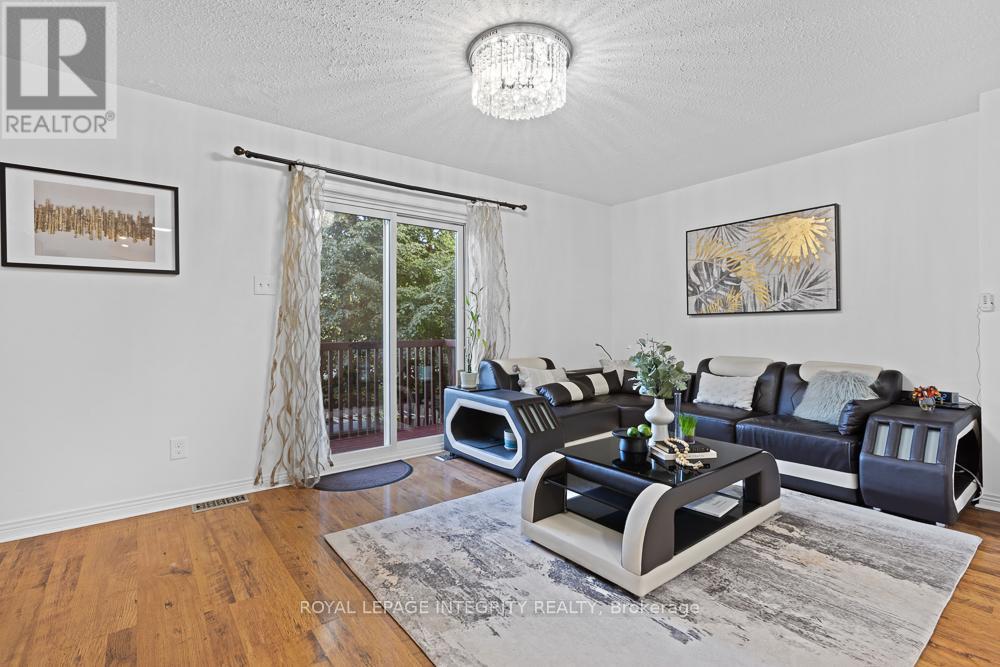 498 Sandhamn Private, Ottawa, Ontario  K1T 2Z6 - Photo 10 - X12535552