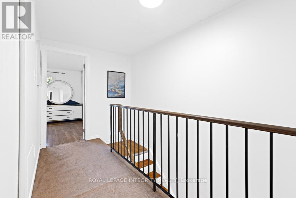 498 Sandhamn Private, Ottawa, Ontario  K1T 2Z6 - Photo 14 - X12535552