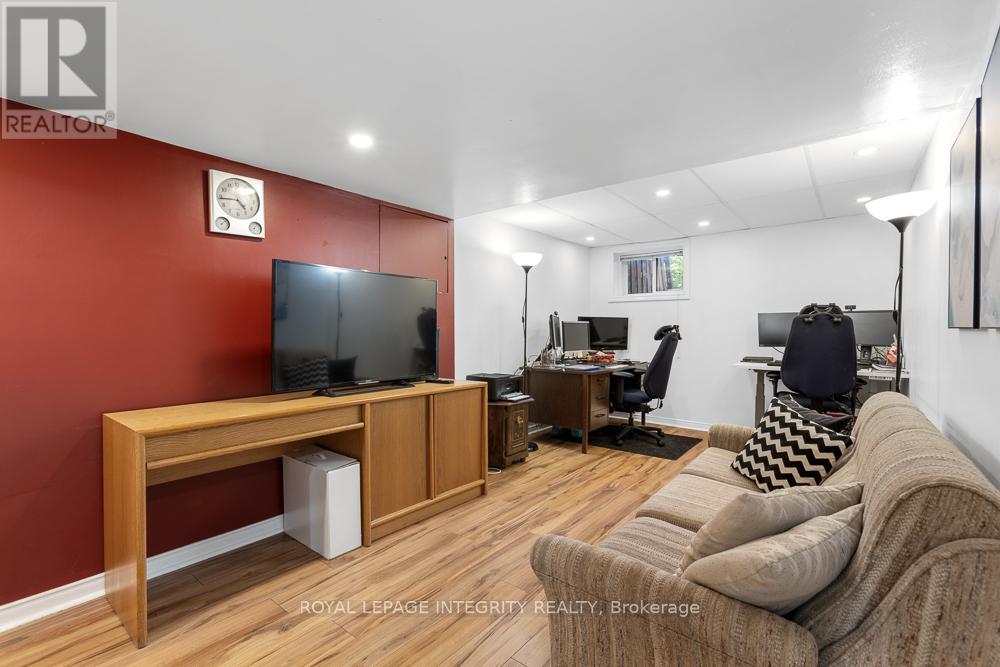 498 Sandhamn Private, Ottawa, Ontario  K1T 2Z6 - Photo 30 - X12535552