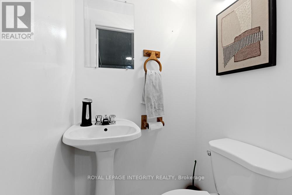 498 Sandhamn Private, Ottawa, Ontario  K1T 2Z6 - Photo 12 - X12535554