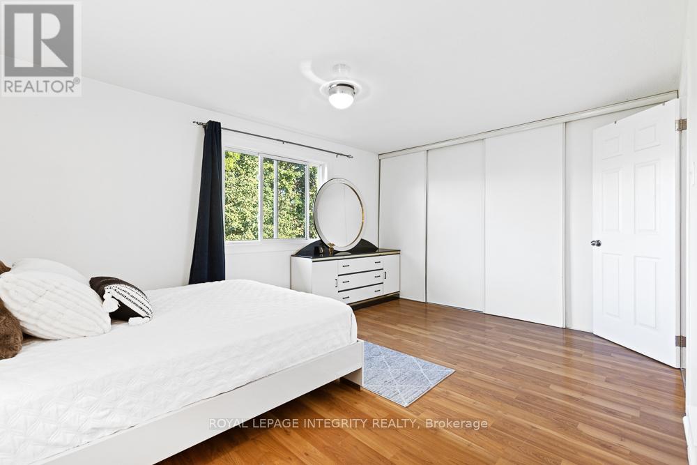 498 Sandhamn Private, Ottawa, Ontario  K1T 2Z6 - Photo 16 - X12535554