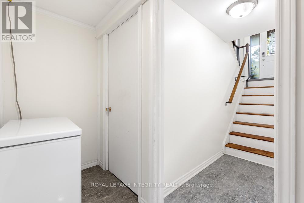 498 Sandhamn Private, Ottawa, Ontario  K1T 2Z6 - Photo 29 - X12535554