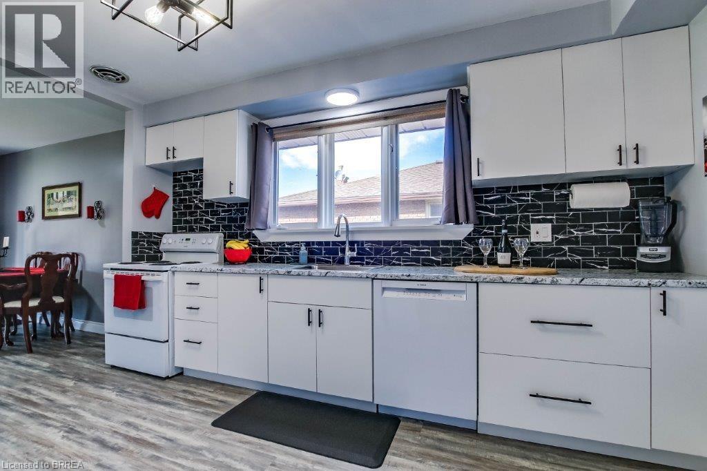 97 Seventh Avenue, Brantford, Ontario  N3S 1B7 - Photo 6 - 40787591