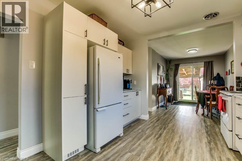 97 Seventh Avenue, Brantford, Ontario  N3S 1B7 - Photo 8 - 40787591