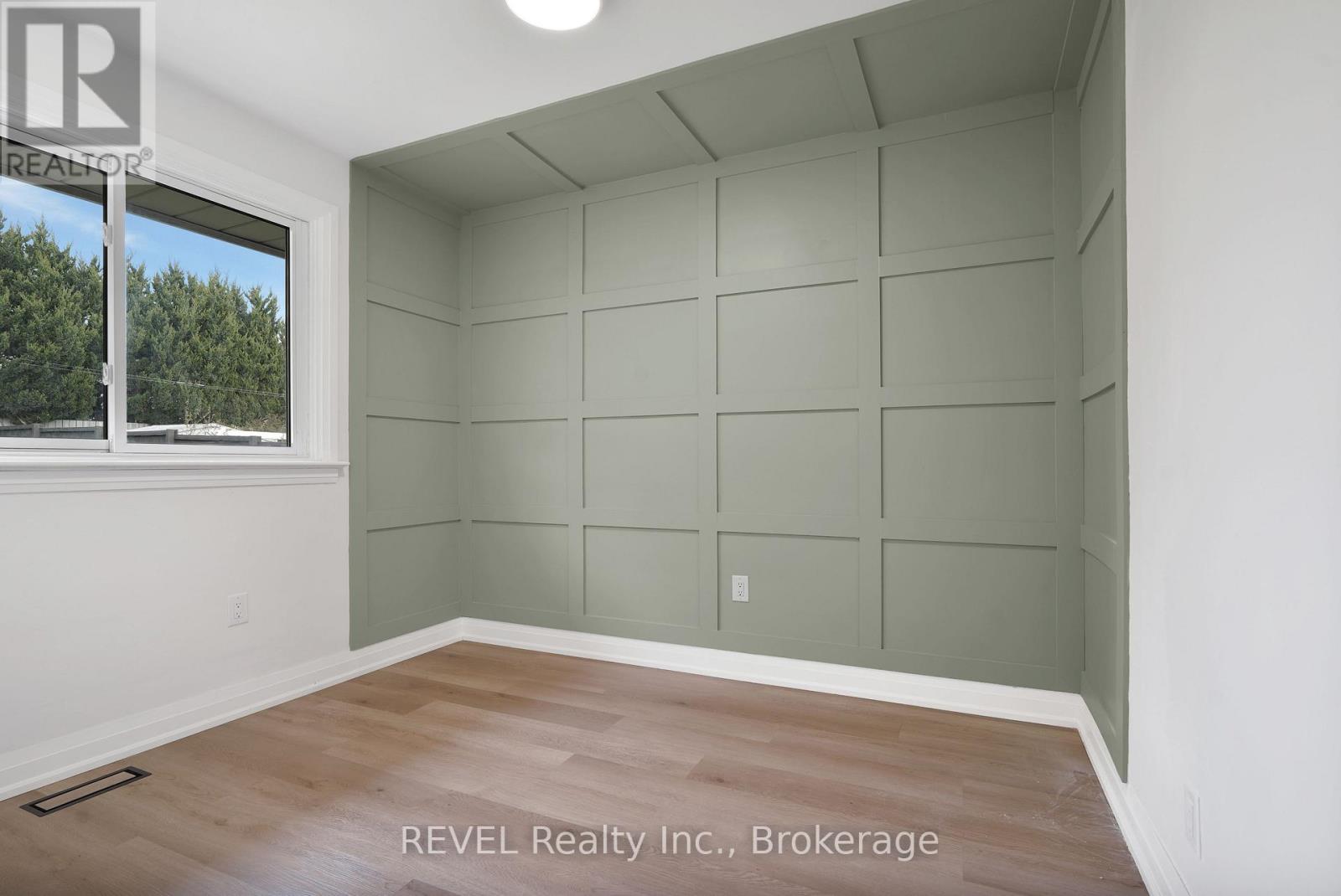 6483 Monroe Street, Niagara Falls, Ontario L2G 2G9 - Photo 16 - X12535558