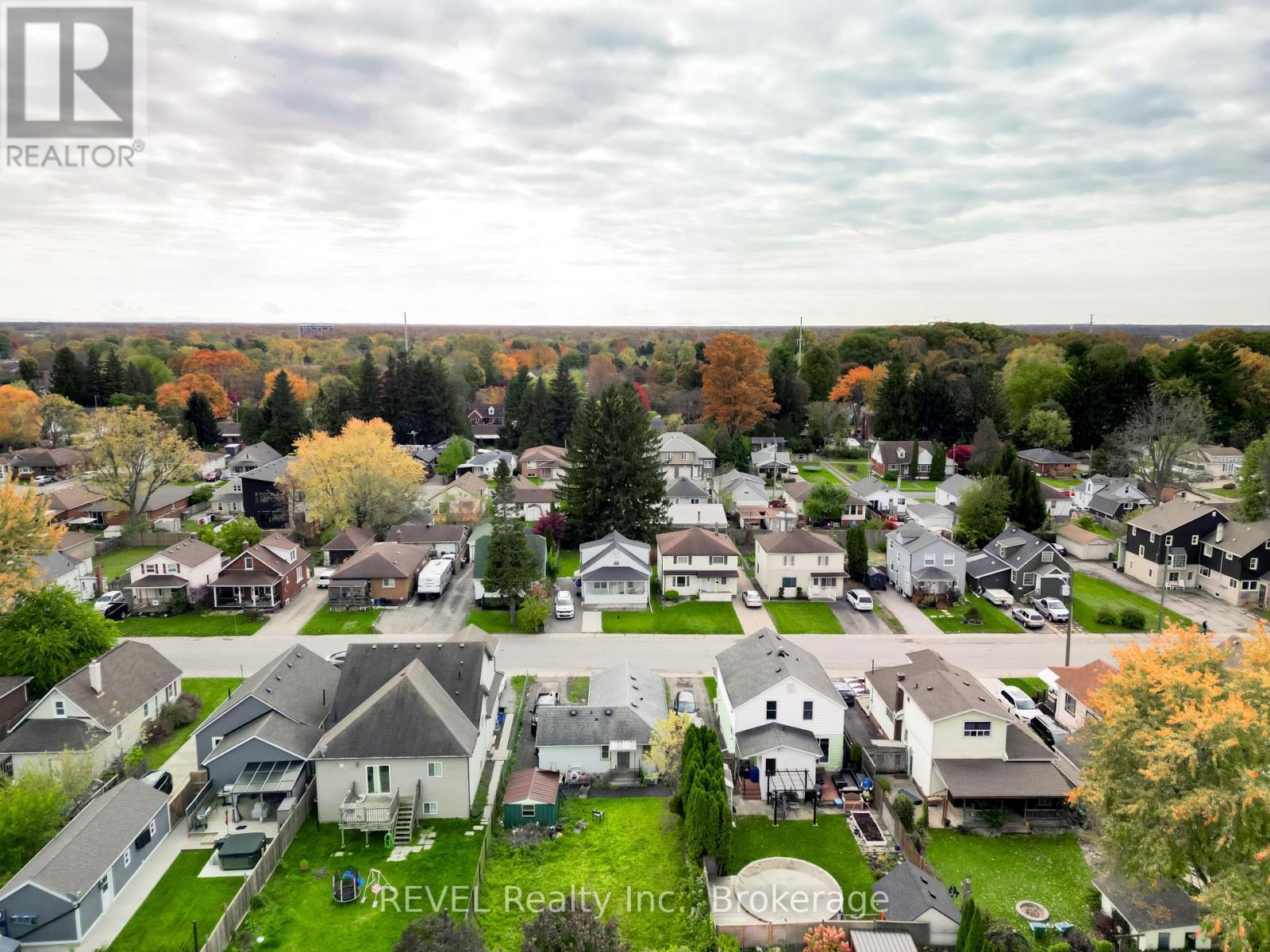 6483 Monroe Street, Niagara Falls, Ontario L2G 2G9 - Photo 34 - X12535558