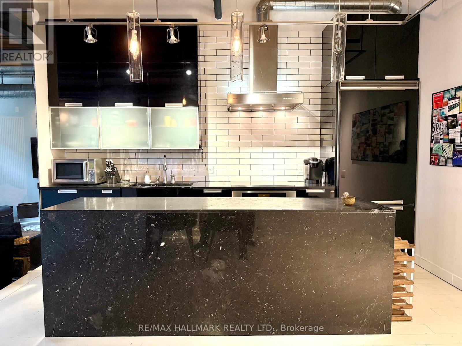 126 - 43 Hanna Avenue, Toronto, Ontario  M6K 1X1 - Photo 2 - C12535538