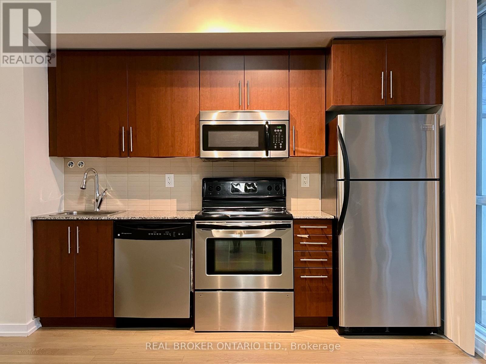 2107 - 65 BREMNER BOULEVARD, Toronto, Ontario