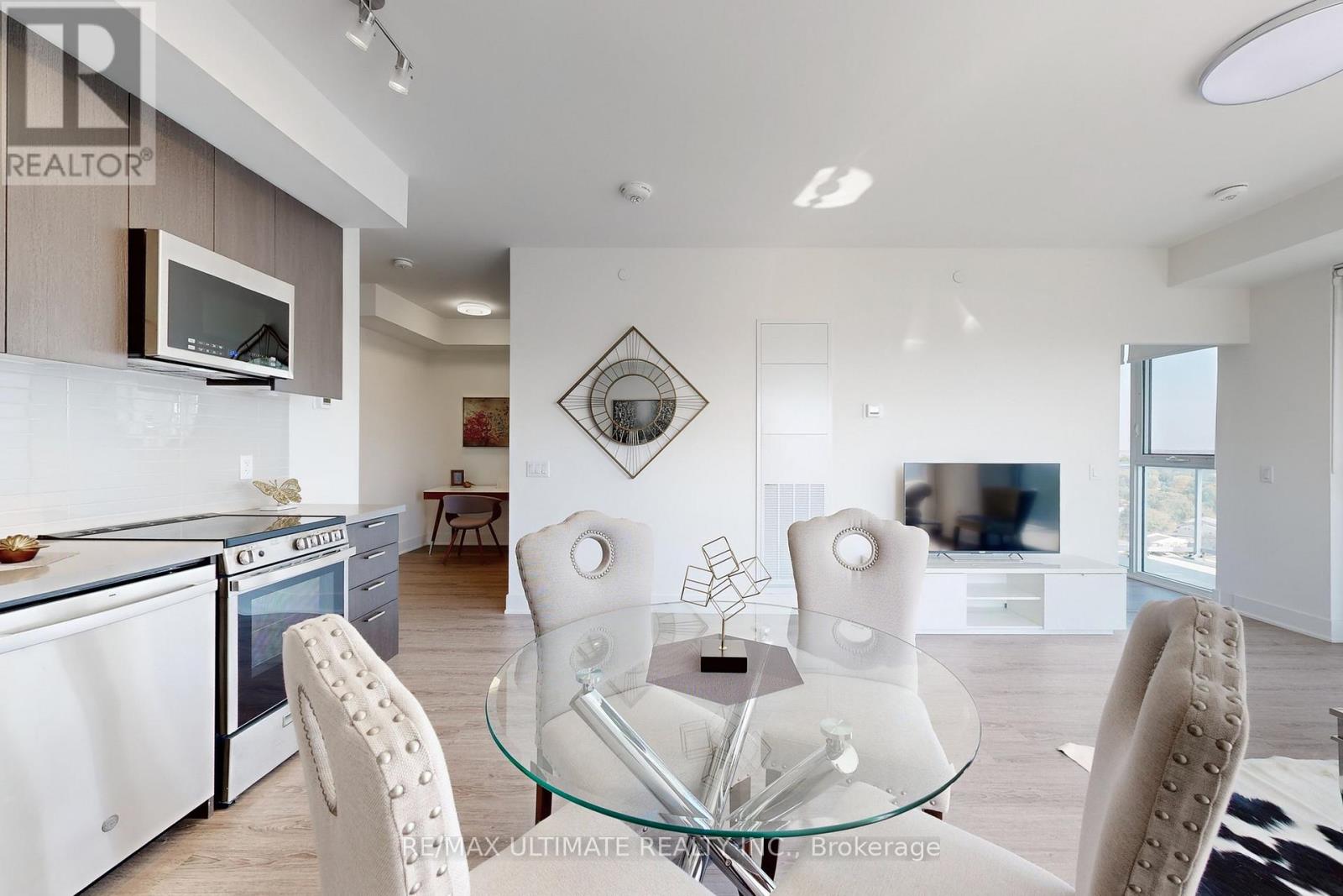 1203 - 185 Deerfield Road, Newmarket, Ontario  L3Y 0G7 - Photo 13 - N12535534