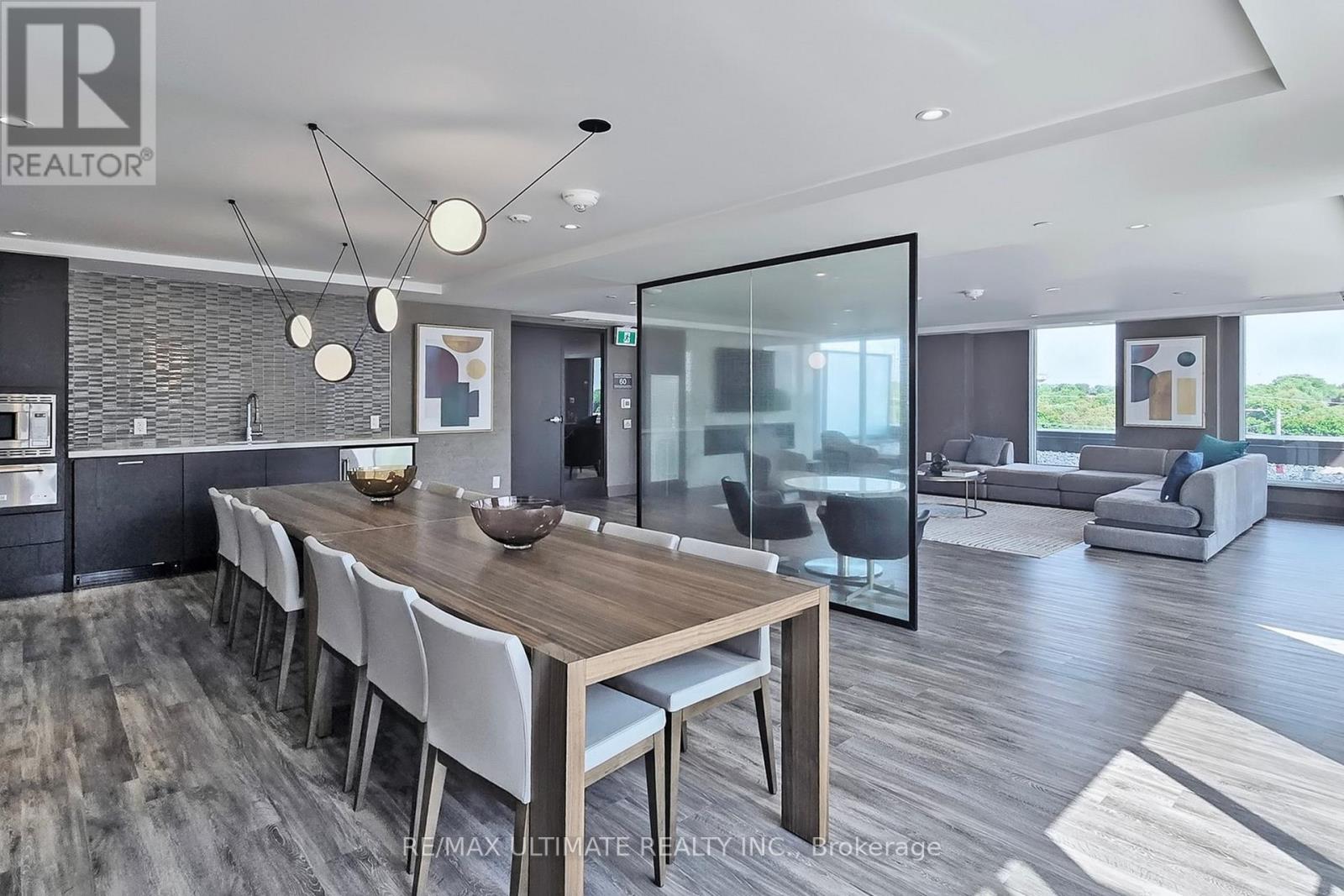 1203 - 185 Deerfield Road, Newmarket, Ontario  L3Y 0G7 - Photo 37 - N12535534