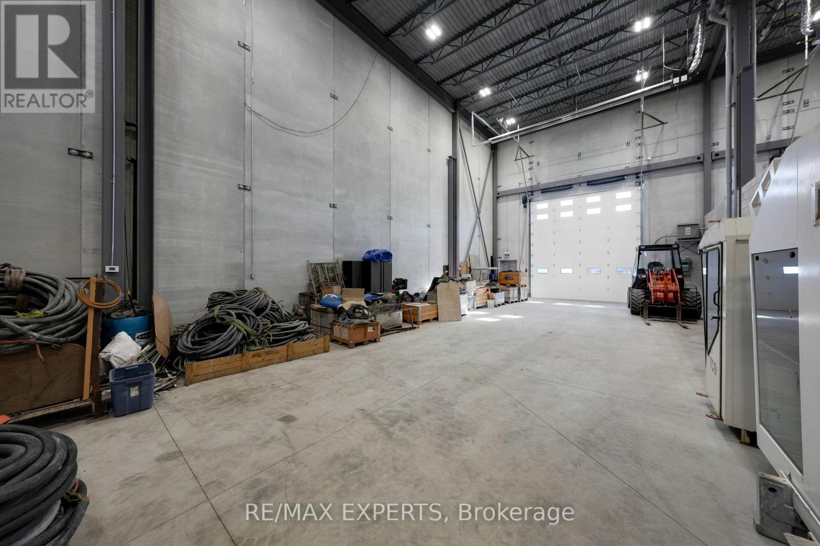 Bay 4 - 27 Sproule Street, King, Ontario  L0G 1T0 - Photo 2 - N12535536