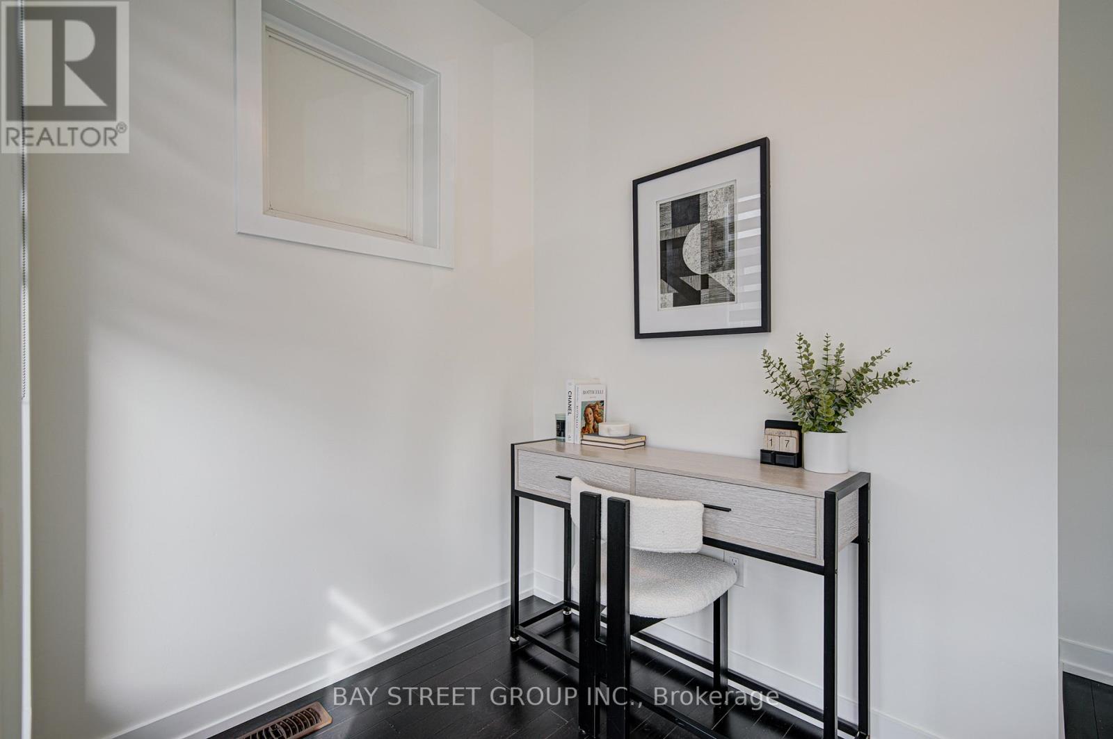 187 Salterton Circle, Vaughan, Ontario  L6A 4Z2 - Photo 22 - N12535566