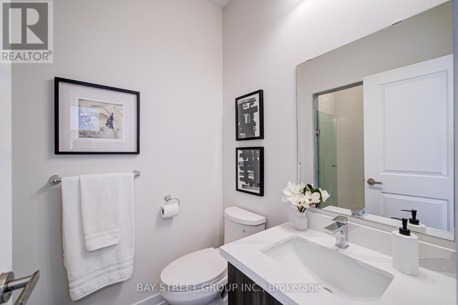 187 Salterton Circle, Vaughan, Ontario  L6A 4Z2 - Photo 25 - N12535566