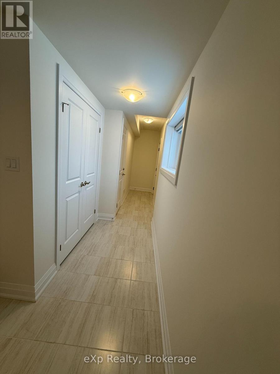 Lower - 347 Canada Plum Street, Waterloo, Ontario  N2V 0C3 - Photo 13 - X12481027