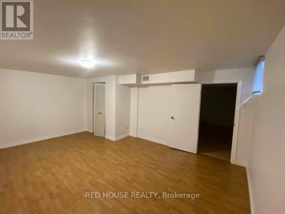 518 Meadows Boulevard, Mississauga, Ontario  L4Z 1G6 - Photo 8 - W12535540