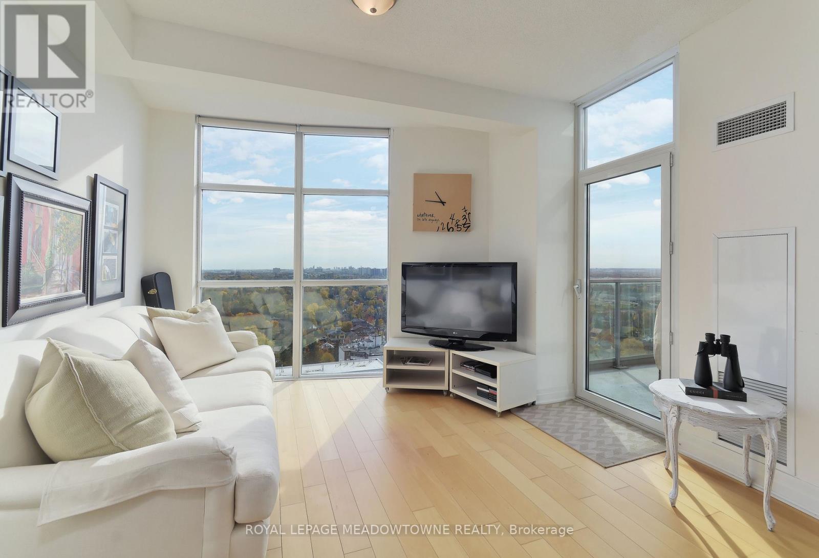 Ph 2603 - 9 George Street N, Brampton, Ontario  L6Y 1P4 - Photo 4 - W12535542