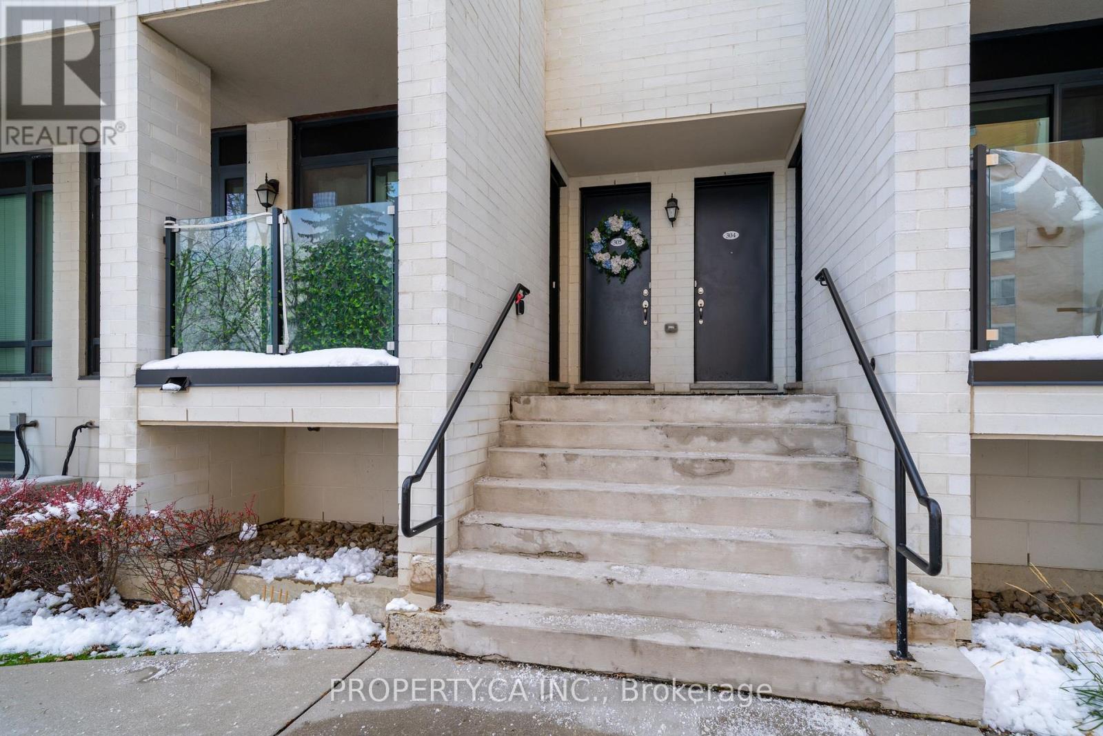 306 - 132 Widdicombe Hill Boulevard, Toronto, Ontario  M9R 0A6 - Photo 2 - W12535544