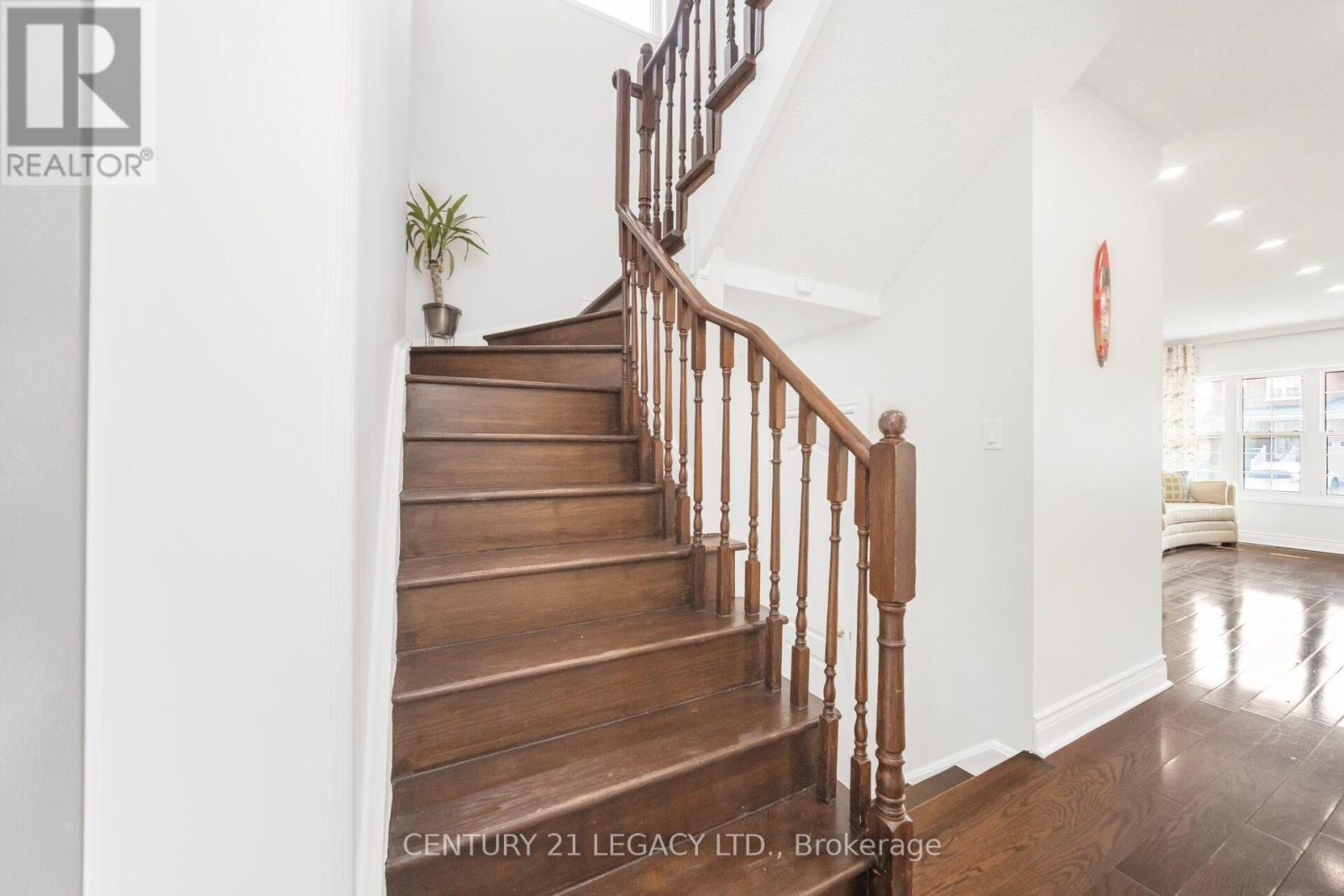 28 Sunnybrook Crescent, Brampton, Ontario  L7A 1Y2 - Photo 17 - W12535570