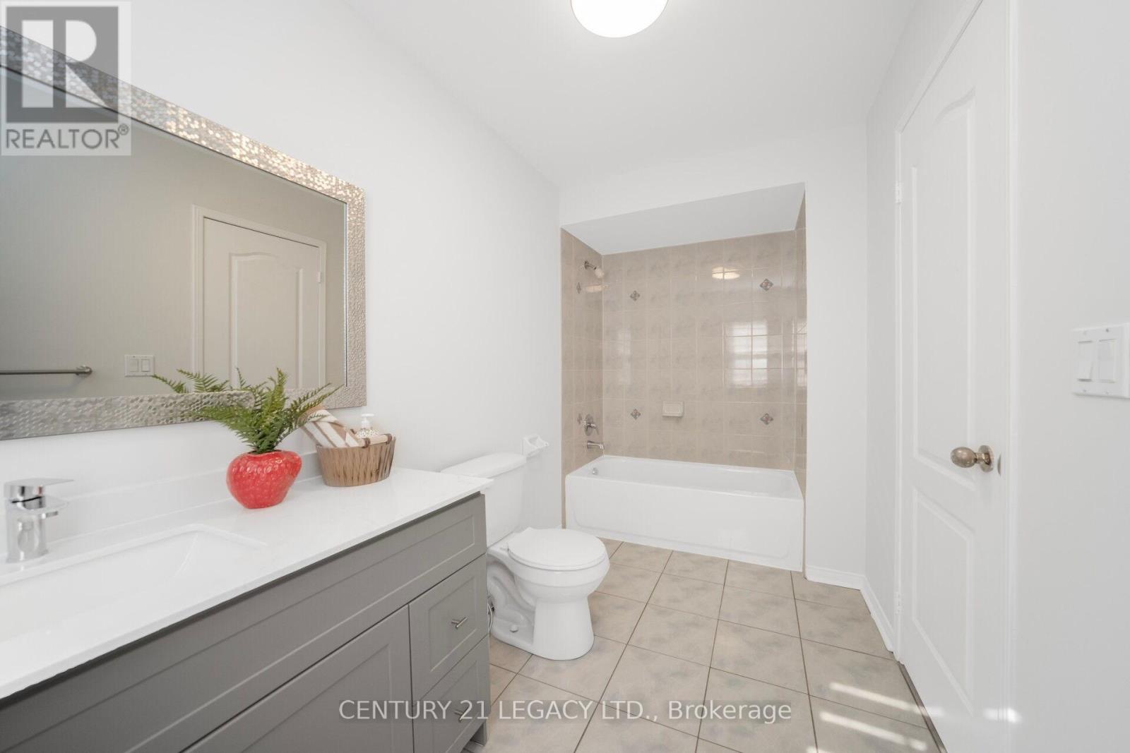 28 Sunnybrook Crescent, Brampton, Ontario  L7A 1Y2 - Photo 35 - W12535570