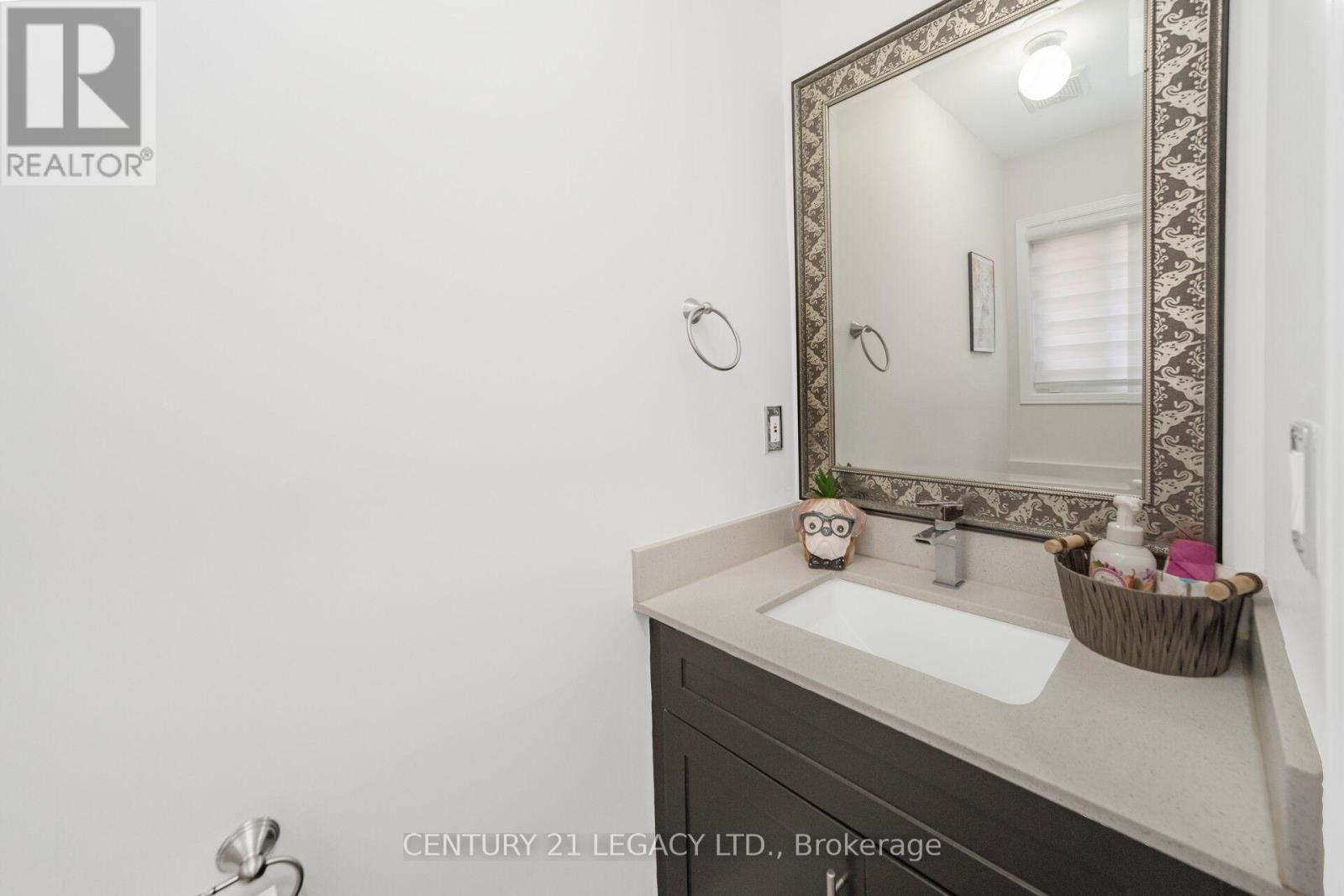 28 Sunnybrook Crescent, Brampton, Ontario  L7A 1Y2 - Photo 36 - W12535570