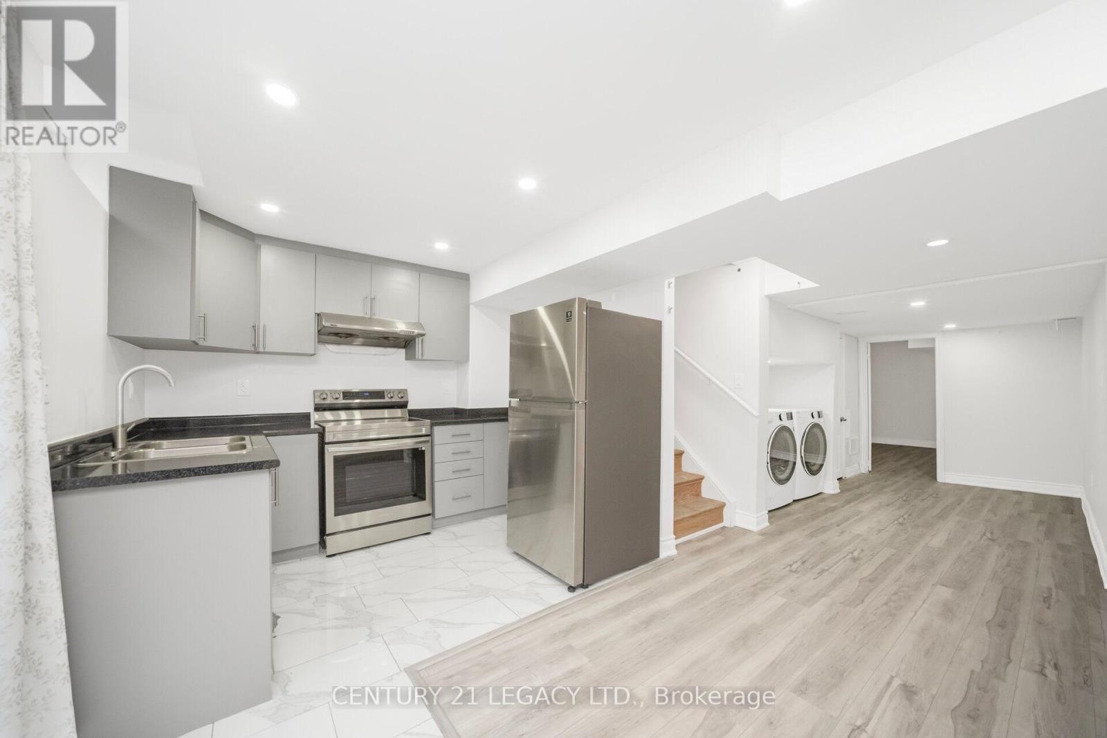 28 Sunnybrook Crescent, Brampton, Ontario  L7A 1Y2 - Photo 38 - W12535570