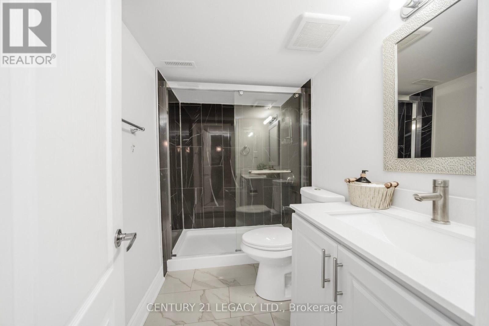 28 Sunnybrook Crescent, Brampton, Ontario  L7A 1Y2 - Photo 44 - W12535570