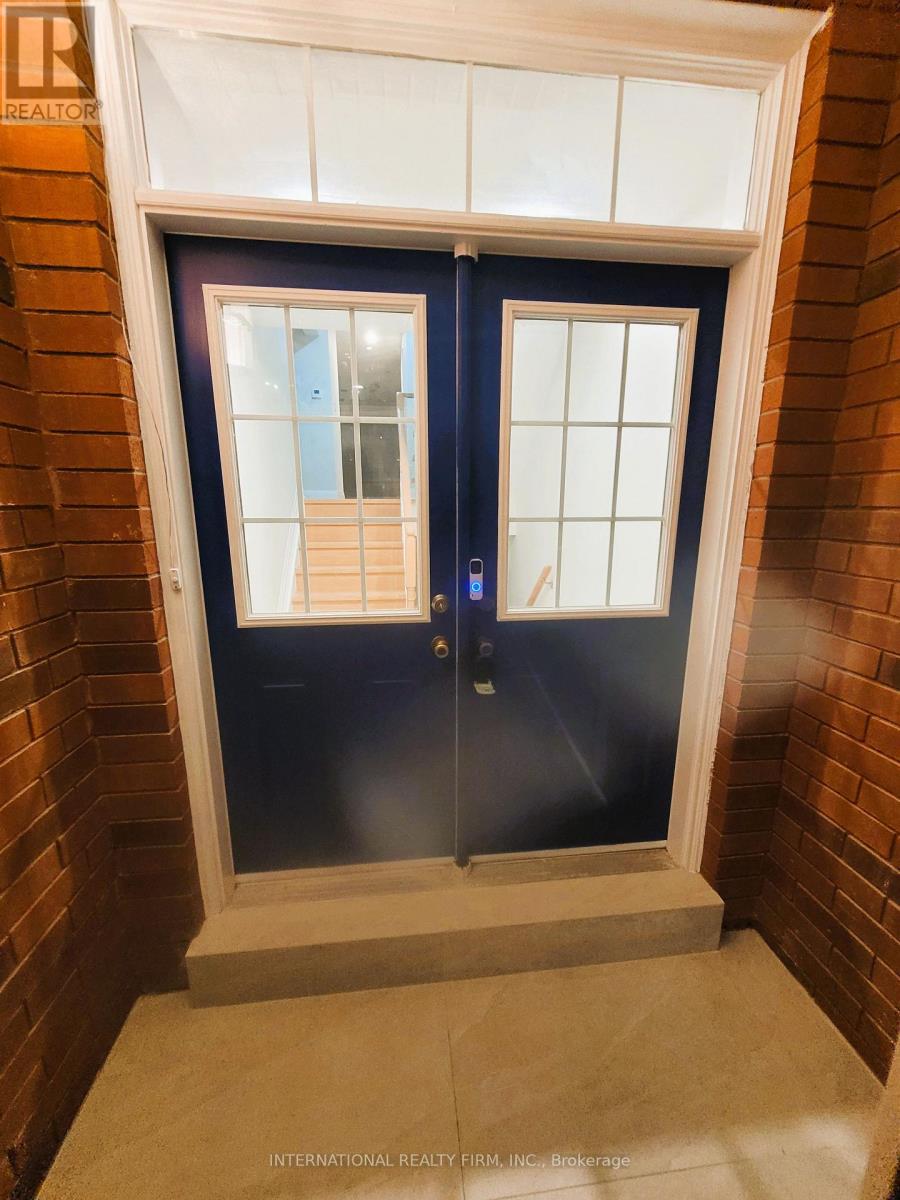 50 Beresford Drive, Richmond Hill, Ontario  L4B 4J6 - Photo 13 - N12489136