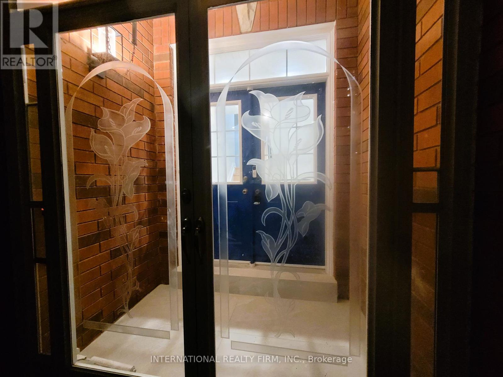 50 Beresford Drive, Richmond Hill, Ontario  L4B 4J6 - Photo 14 - N12489136