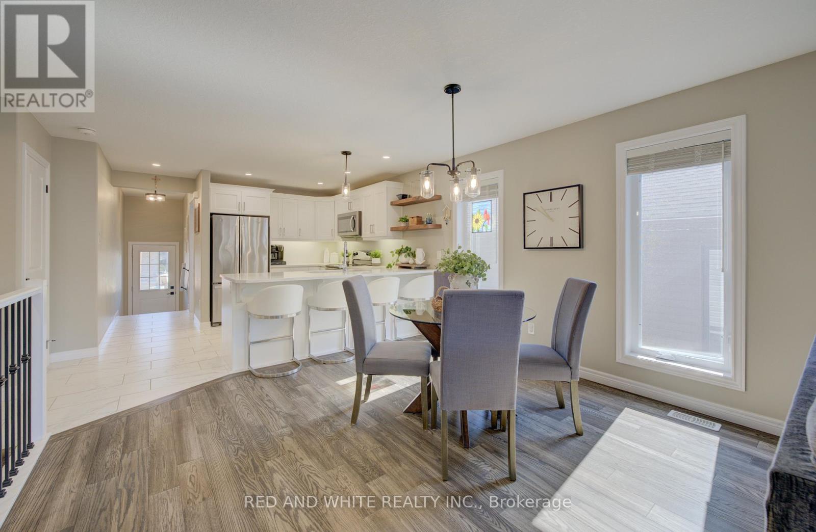 56 Norfolk Street, Norfolk, Ontario  N0E 1Y0 - Photo 10 - X12535562