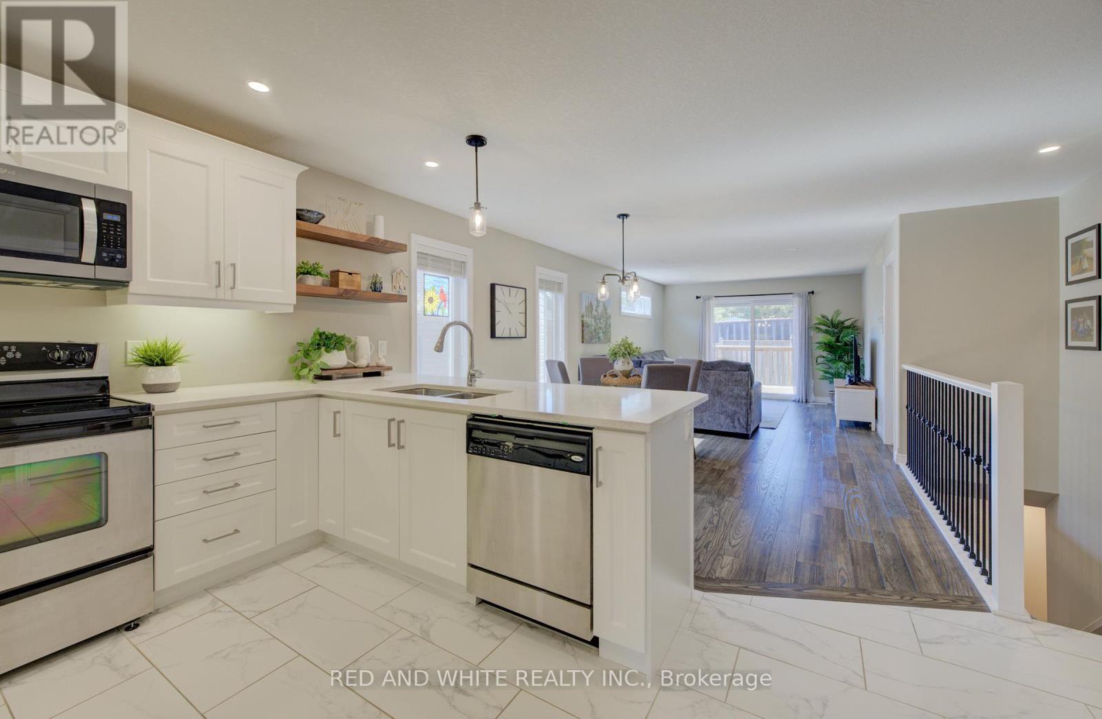 56 Norfolk Street, Norfolk, Ontario  N0E 1Y0 - Photo 7 - X12535562